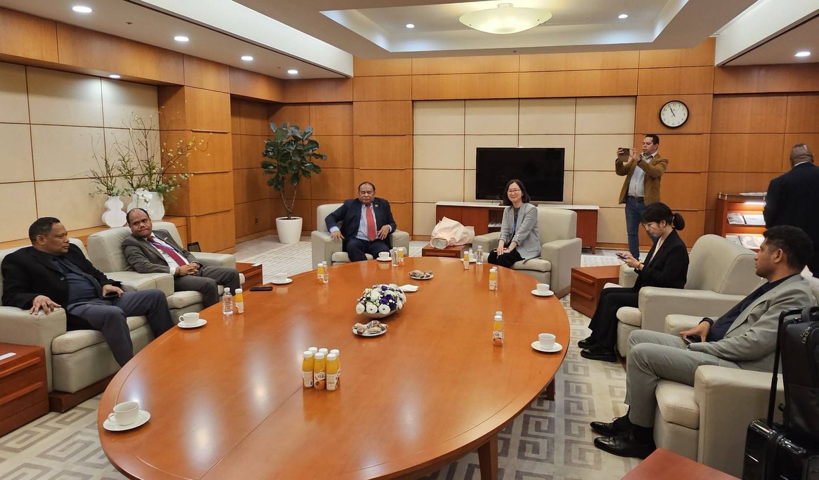 Sesi konsultasi bilateral berlangsung dengan seluruh delegasi