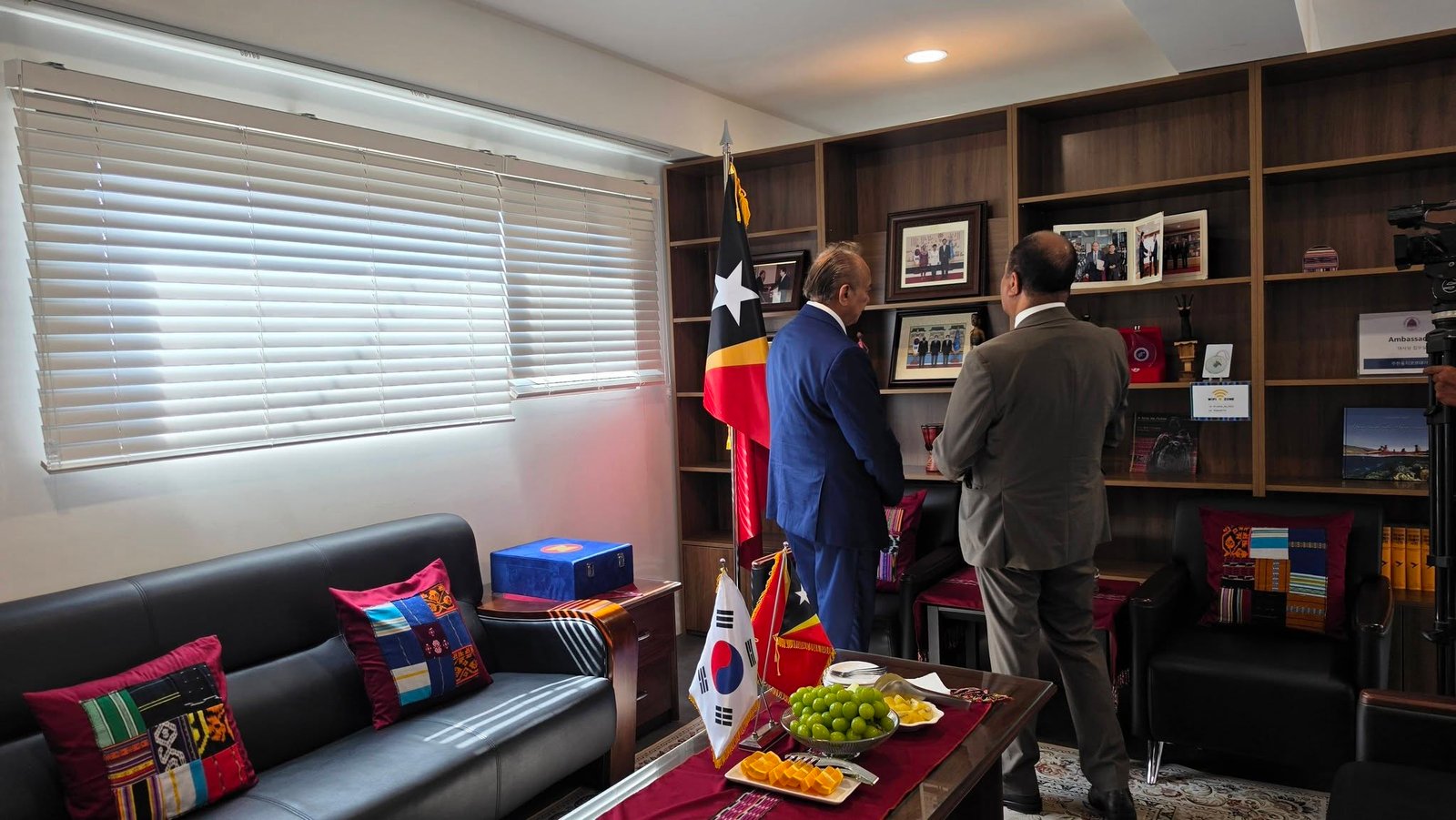 Observasaun galeria diplomátika iha xanselaria