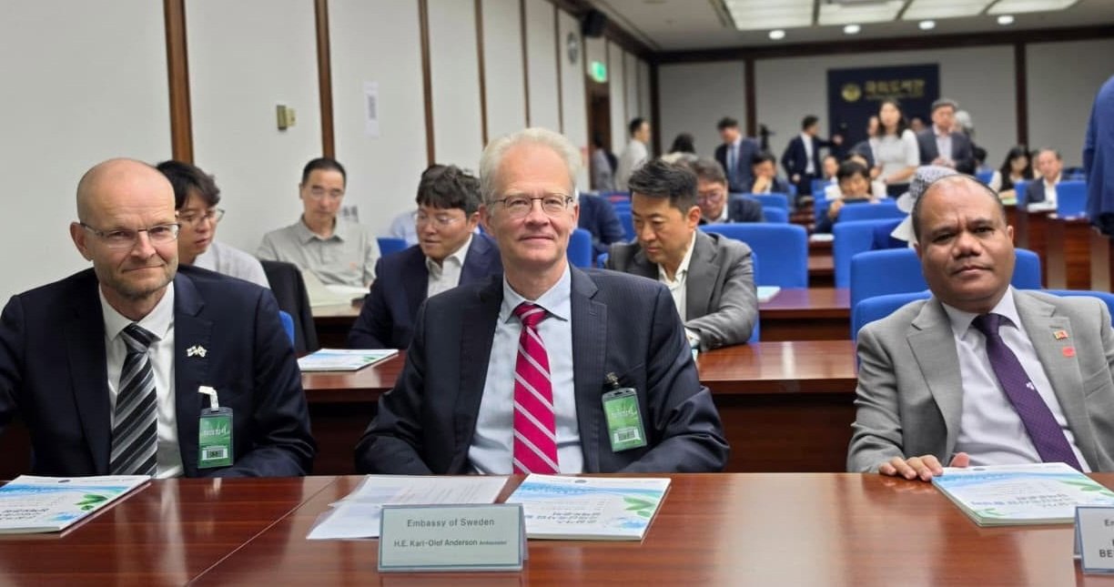 Presence of Heads of Diplomatic Missions in Seoul